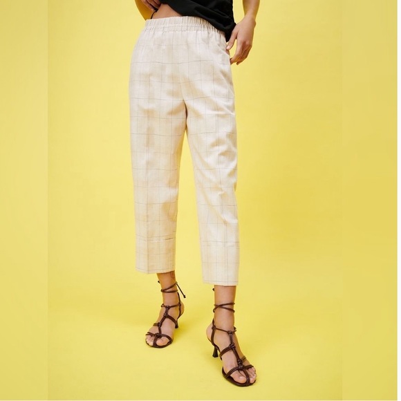 Zara Pants - NWT Zara Cropped‎ Cuffed Plaid Pants XS